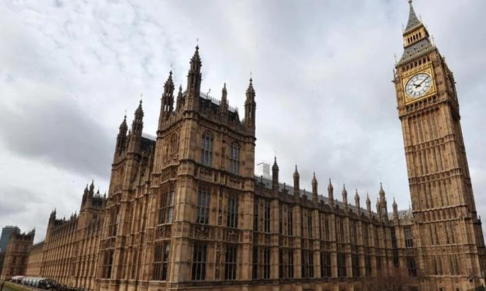 Αγγλία: Αποζημιώσεις 90 εκατ. λιρών από ασφαλιστικές για θανάτους εξαιτίας του κορονοϊού